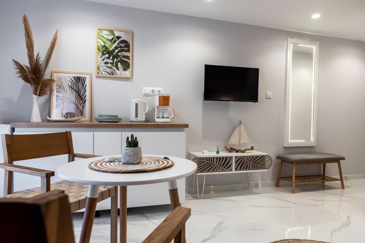Ammos Suites เอียราเปตรา ภายนอก รูปภาพ